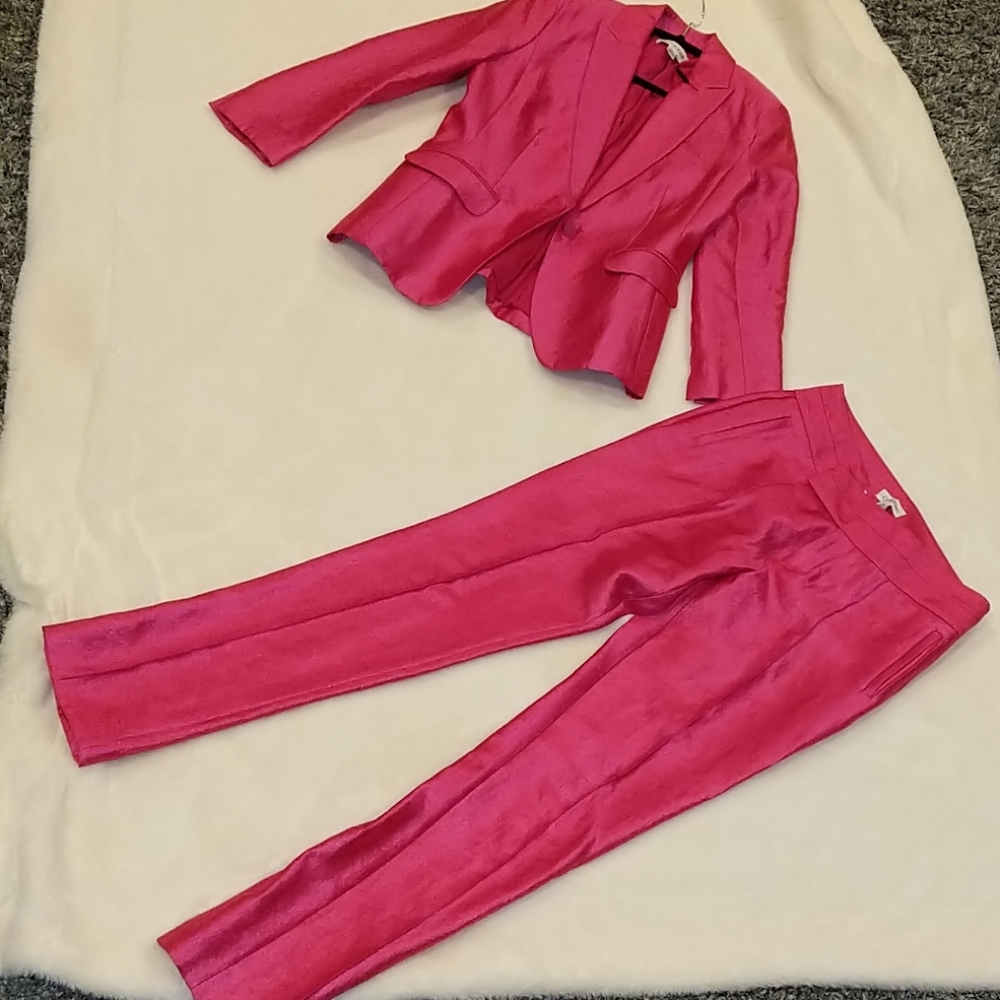 Calvin Klein Metallic pant suit